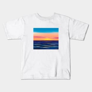 Blue ocean waves Kids T-Shirt